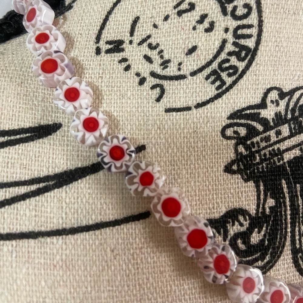 Vintage Flower Beaded Necklace & Earring 🌹